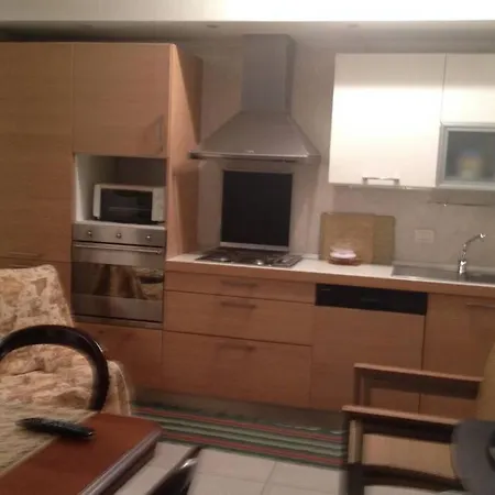 Apartment Studio Teddy Bear